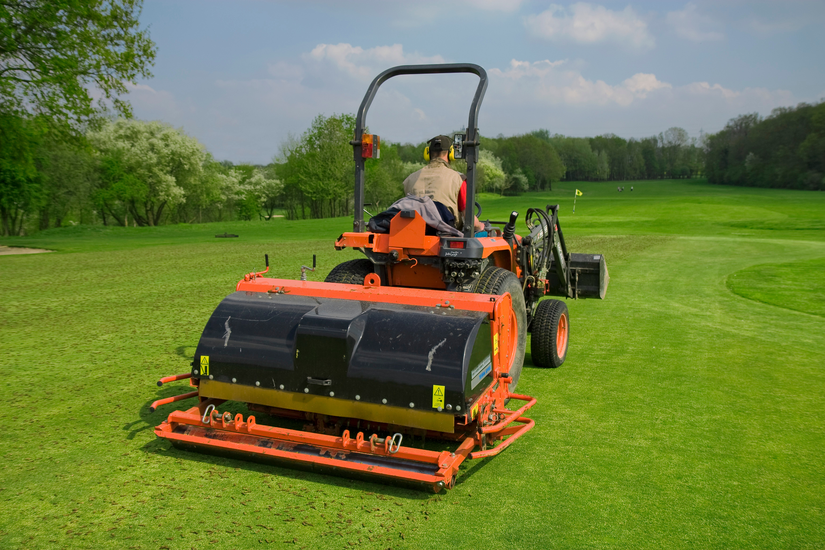 Machine sur terrain de sport