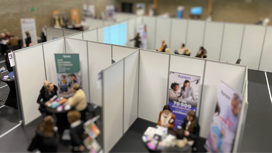 Photo de stands dans un salon