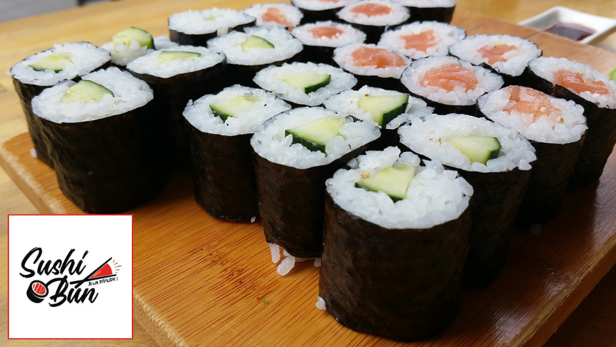 photo de sushis avec le logo de la société Sushi Bun