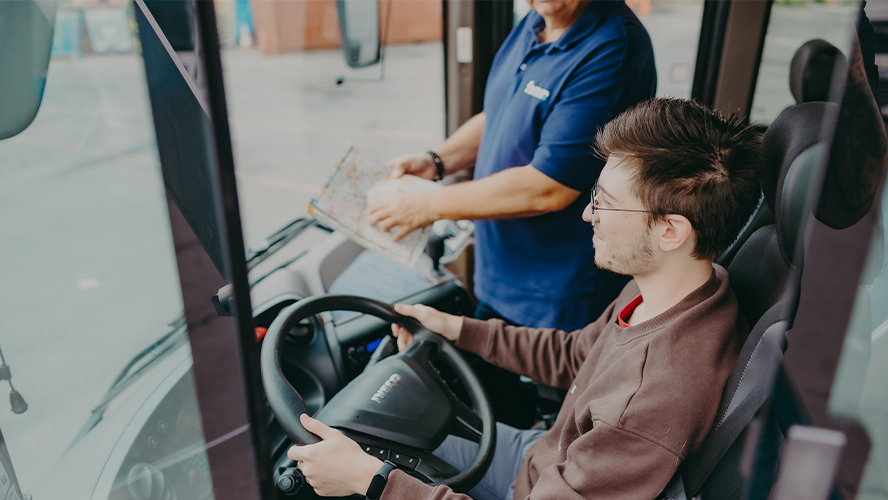 Conducteur poids lourd en apprentissage