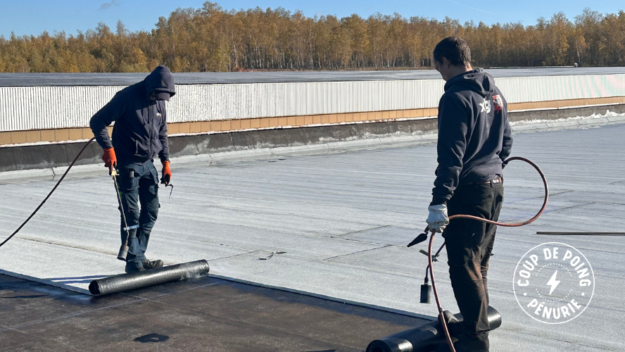 photo de couvreurs en toiture plate chez XLG Isotoit